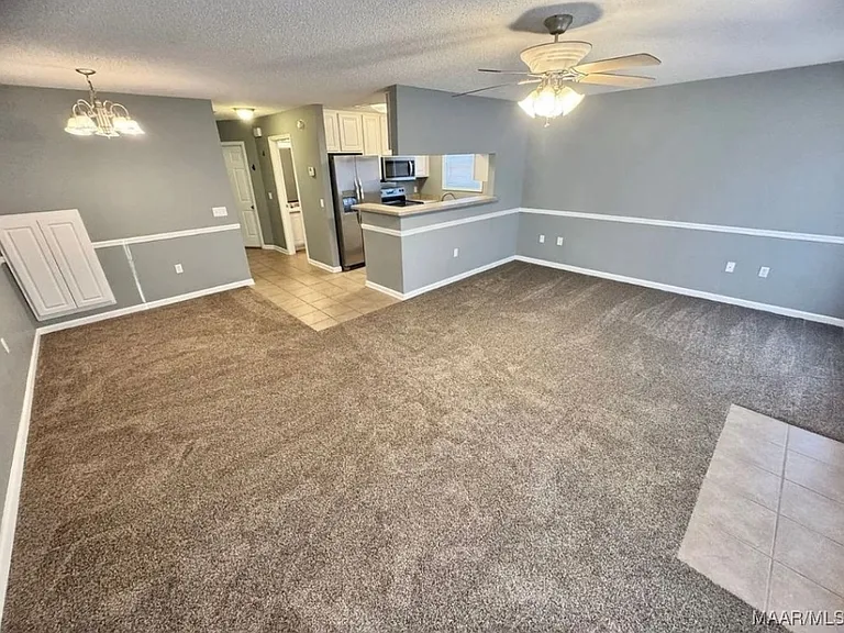 125 N Springview Dr — Photo 3