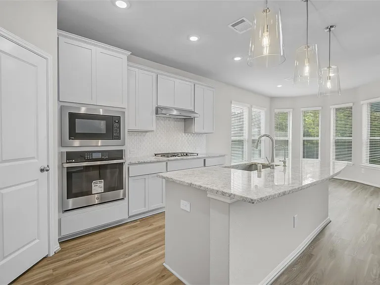 10723 Lacaille Ln — Photo 12