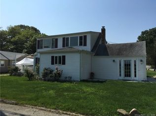 17 Bishops Bay Rd, Niantic, CT 06357