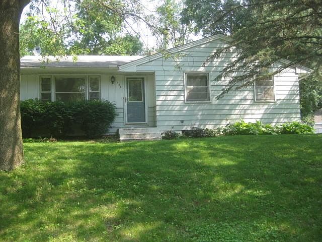 1st image of 496 Meadow Ln