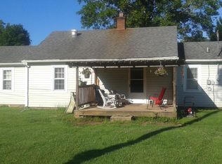 53 West Village Cir, Augusta Springs, VA 24411