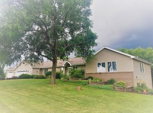 5024 Highview Dr SW, Montevideo, MN 56265