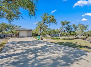24 Redbird Trl, Rockport, TX 78382