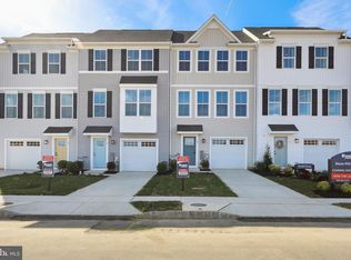 16 Sand Hills Dr, Williamstown, NJ 08094