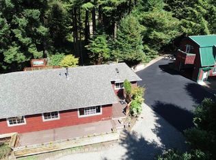 149 Garden Ln, Bayside, CA 95524