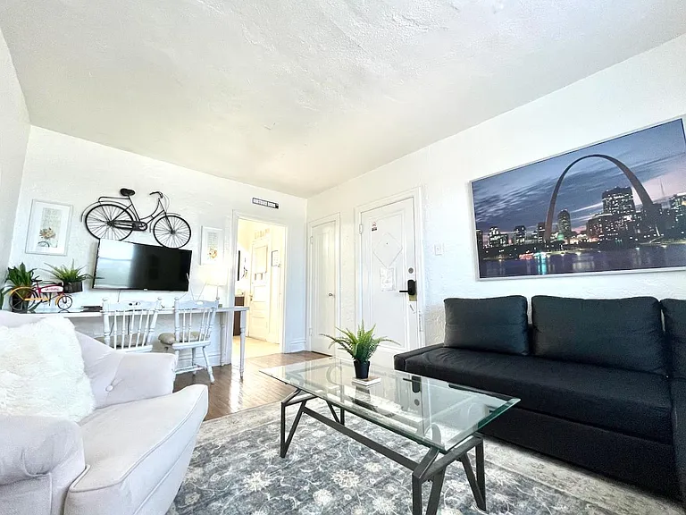 6653 Berthold Ave #3S — Photo 8