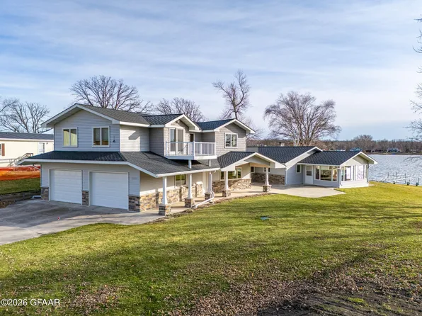 13233 Elmhurst Ln SE, Mentor, MN 56736