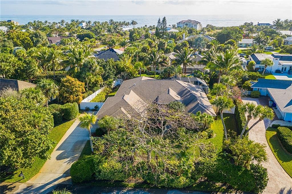 6 Norfolk Pine Ln Vero Beach Fl Mls Zillow 6 Norfolk Pine Ln Vero Beach Fl Mls Zillow