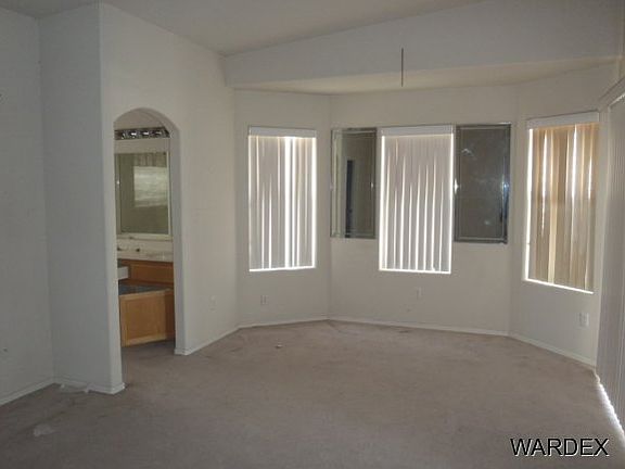 5th image of 3318 Candlewood Dr