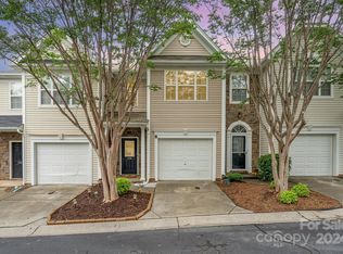 1308 Smokey Quartz Ln, Fort Mill, SC 29708