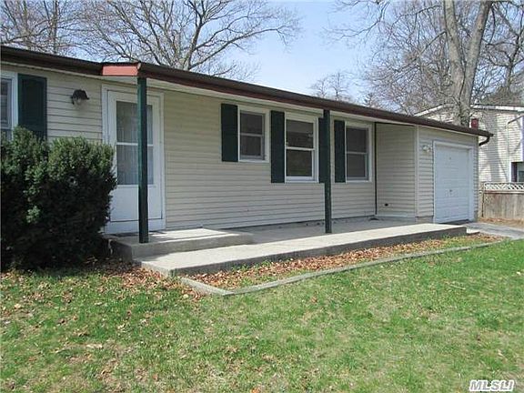 4th image of 150 Rosevale Ave