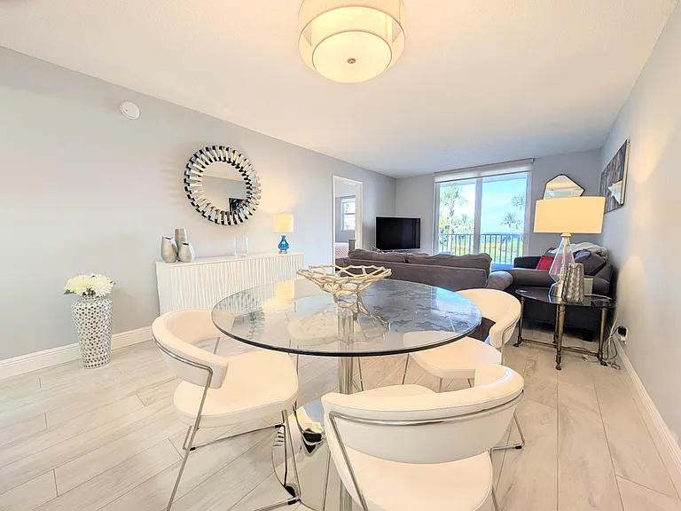 2929 S Ocean Blvd #2010 — Photo 5