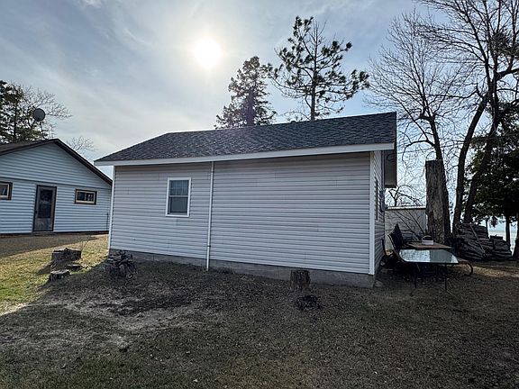 5th image of 25845 Lou Rayne Beach Rd NE