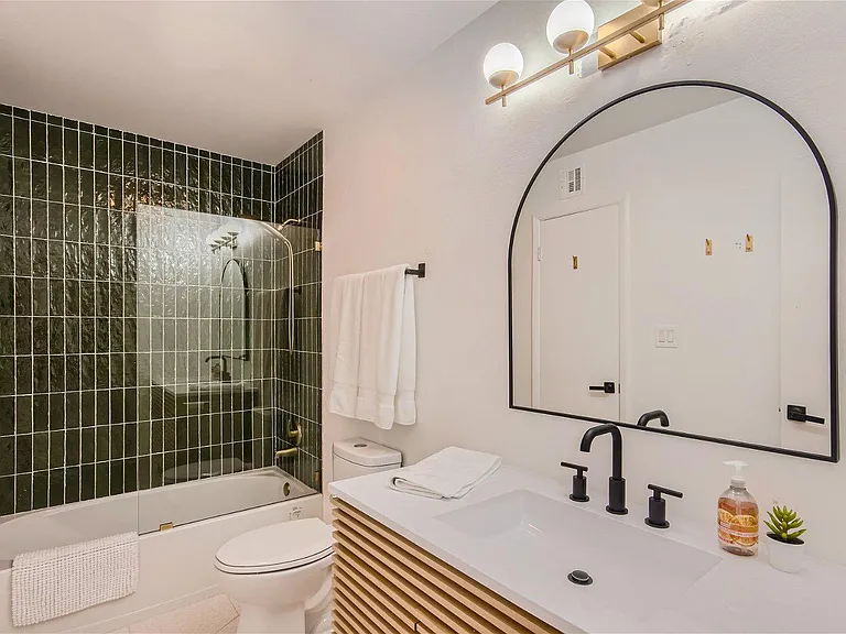 4645 S Mill Ave — Photo 25