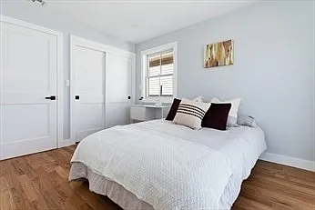 322-324 Pearl St #2 — Photo 8