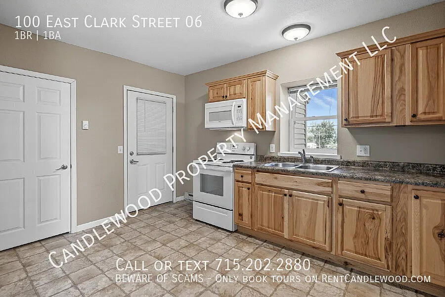 1 Bedroom Available in Spencer January 1st! — Photo 4