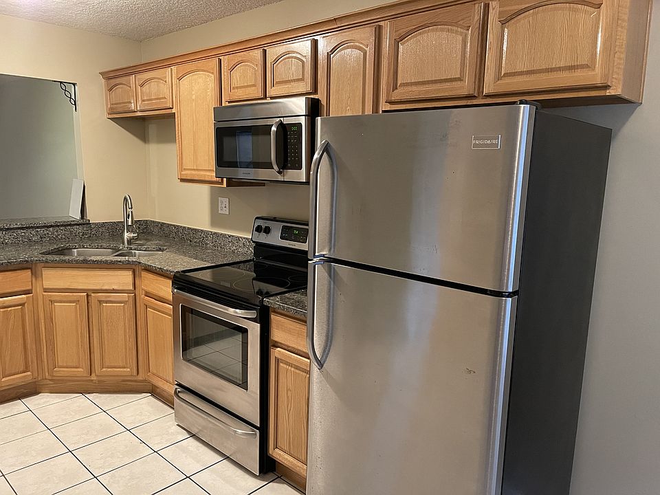 1st image of 7701 Baymeadows Cir W Unit 1-1111