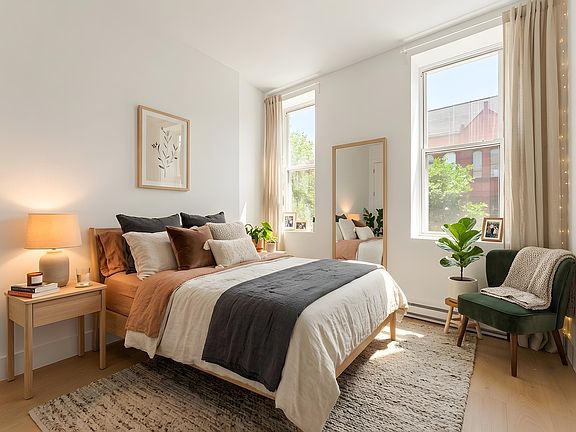 3rd image of 821 Quincy St #3