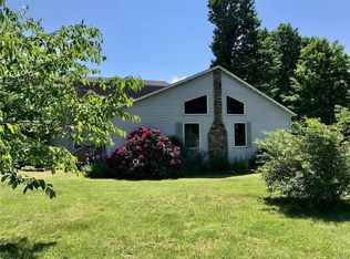 7645 E Lake St, Blossvale, NY 13308