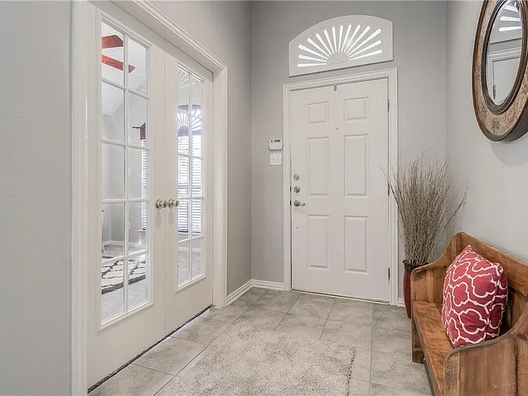 1426 Forest Oaks Ct — Photo 6