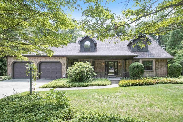 1st image of 20660 Windrush Ct