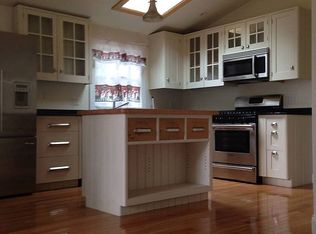 36 Kirk Dr, Springfield, MA 01109