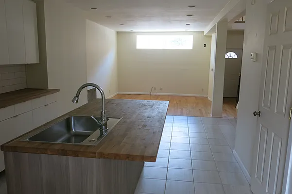 Rented by Realty Collective | media 17