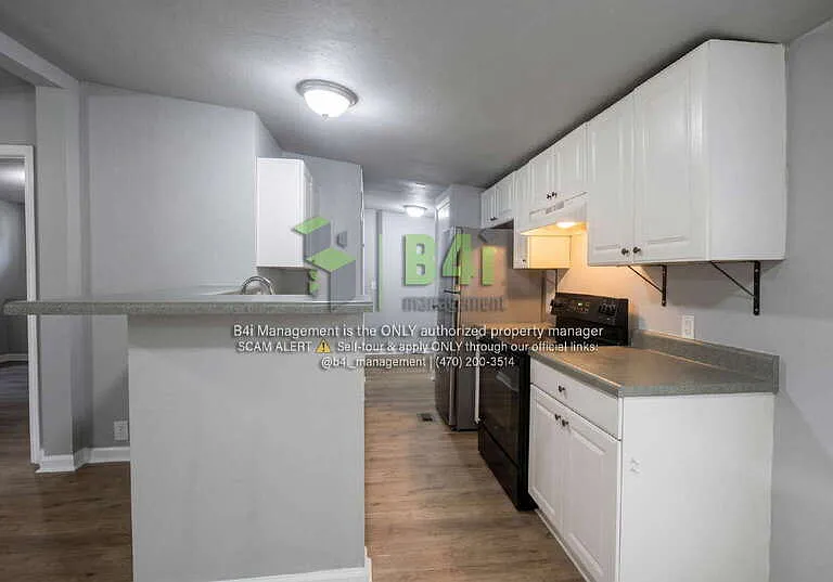 355 Steele Dr — Photo 11