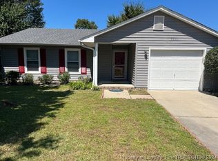 5441 Archer Rd, Hope Mills, NC 28348