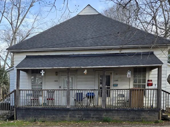 123 School St, Jackson, GA 30233