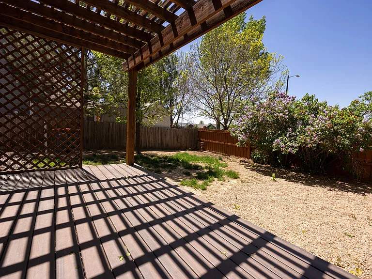 6148 Shamrock Cir — Photo 24