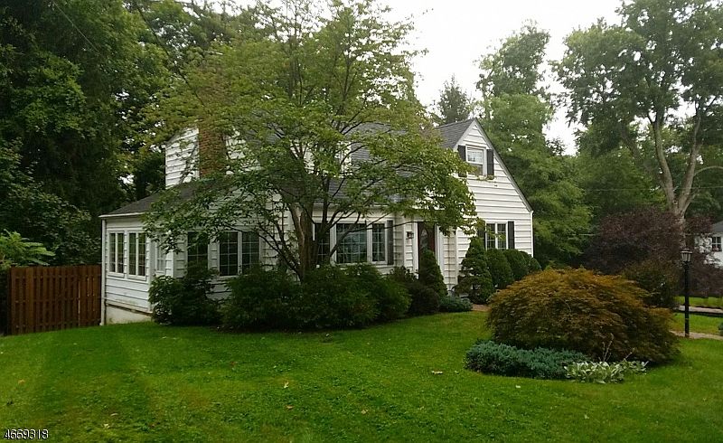 2nd image of 1 Fraser Ln