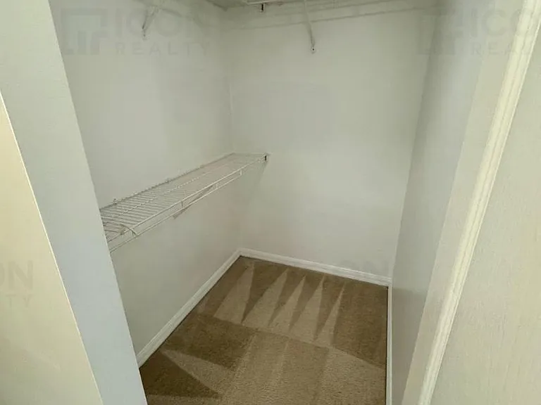 2039 SE 10th Ave #509 — Photo 7
