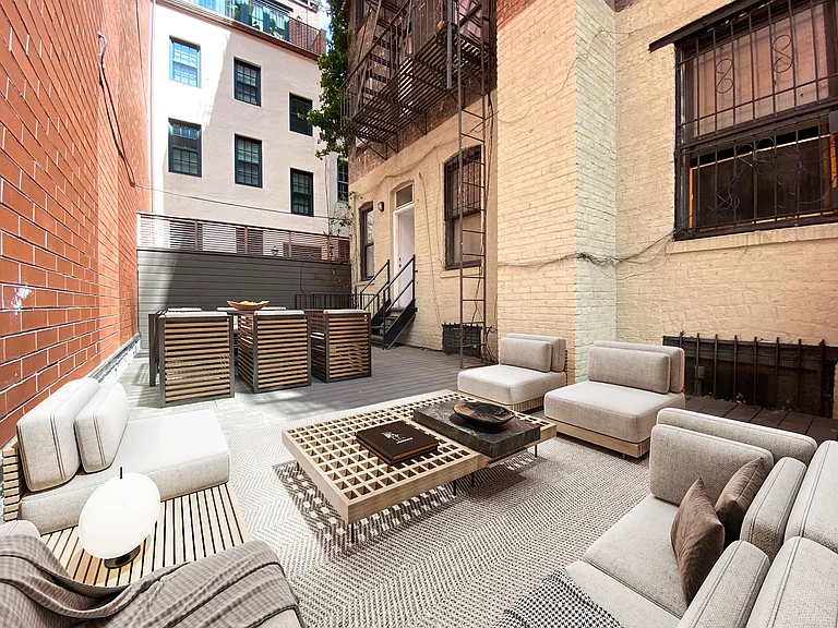 455 Hudson St #3 — Photo 6