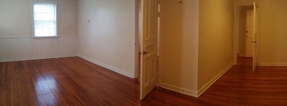 2nd image of 289 W Connecticut Ave APT 3