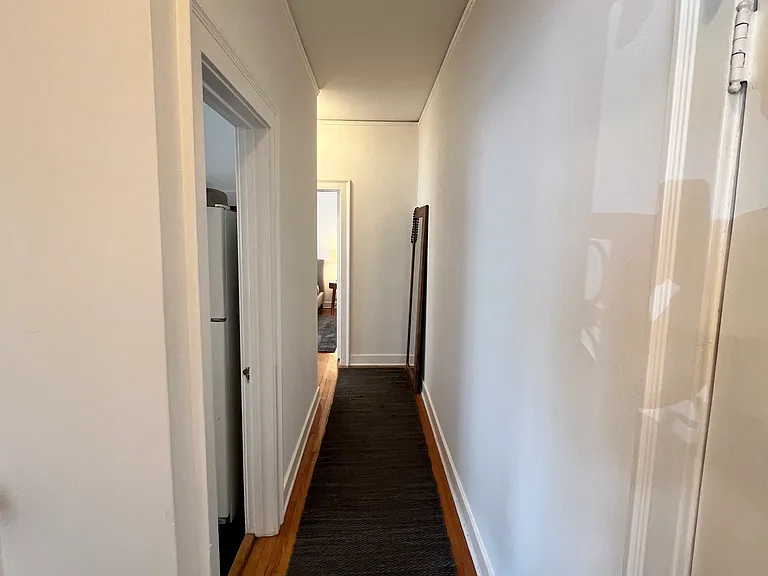 1935 N Vermont Ave #3 — Photo 9