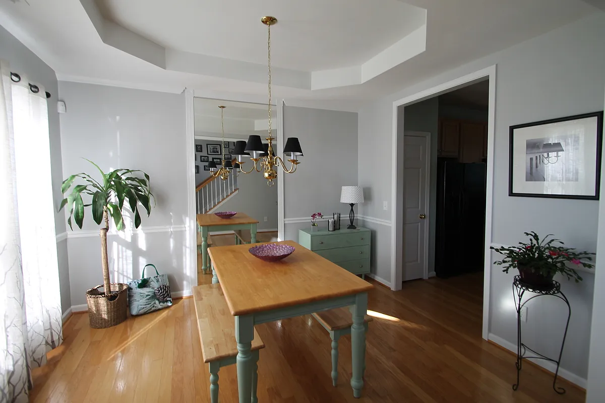 Building Photo - 608 Sunset Point Dr