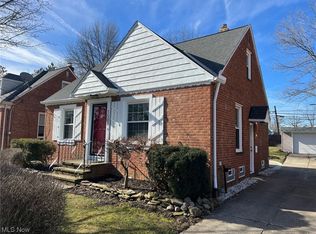 1508 Winchester Rd, Lyndhurst, OH 44124