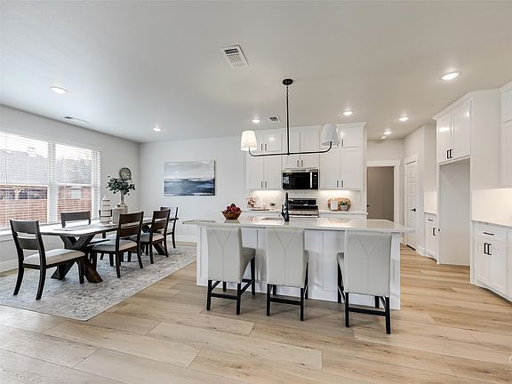 4th image of 2610 Honor Ct