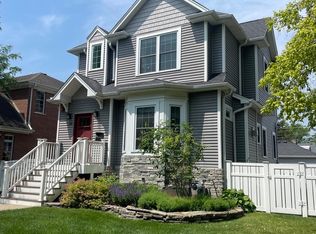 104 N Lincoln Ave, Park Ridge, IL 60068