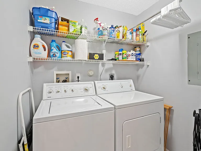 3258 Jog Park Dr — Photo 15