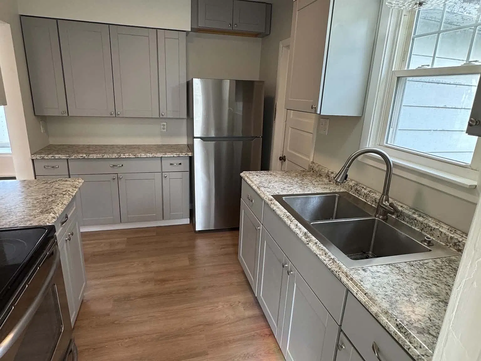 1 bed, 833 sqft, $950 — Photo 1