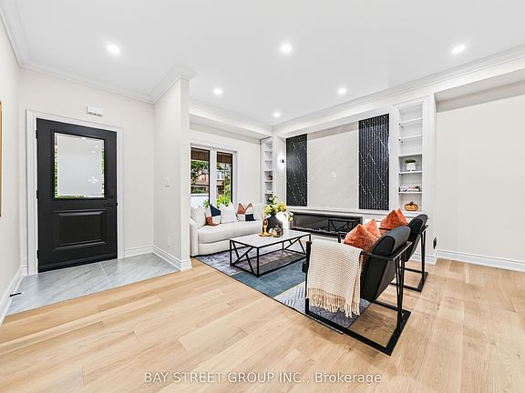 5th image of 49 Emerson Ave