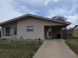 175 Fordham Cir, Pueblo, CO 81005