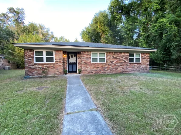 8620 Ferguson Ave, Savannah, GA 31406