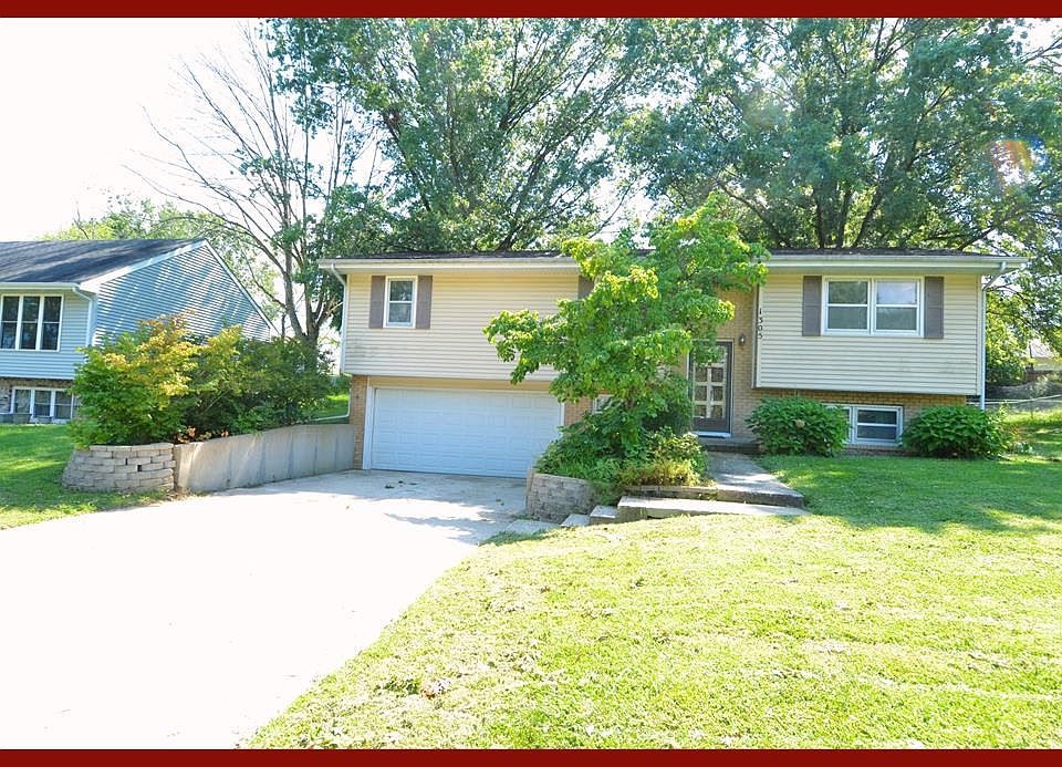 1st image of 1305 Meadow Ln