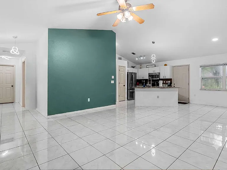 645 NW 65th St — Photo 10