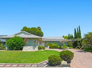 1051 La Reina Dr, San Marcos, CA 92078