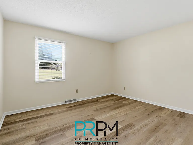 5 Parkstone Ct — Photo 11