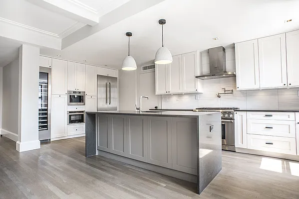 Sold by Argent Advisors LLC | media 1